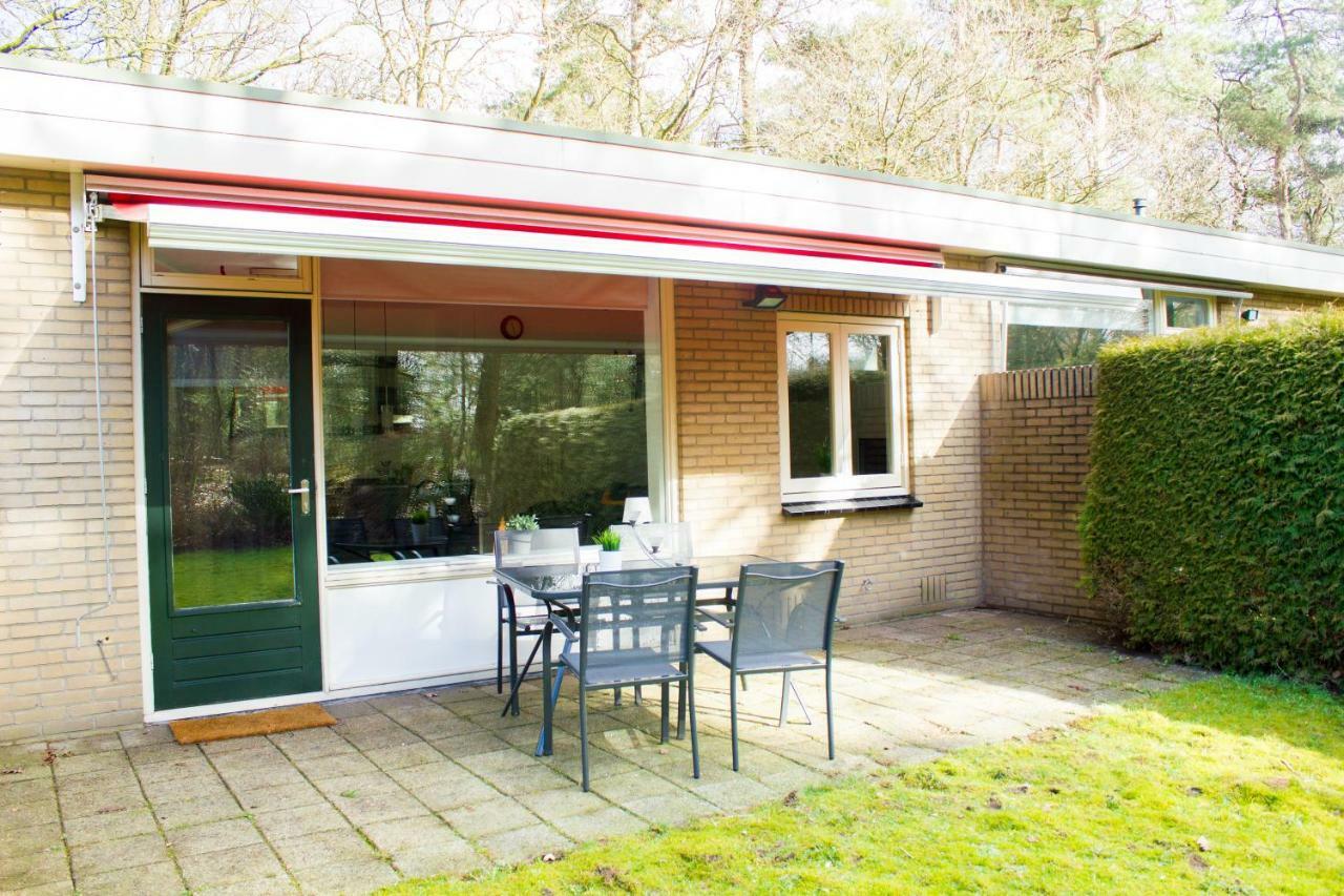 Knusse 5 Persoons Bungalow Hartje Veluwe Otterlo Dış mekan fotoğraf